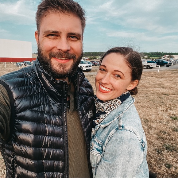 Meet your Posher, Haley - Picture 2 of 4